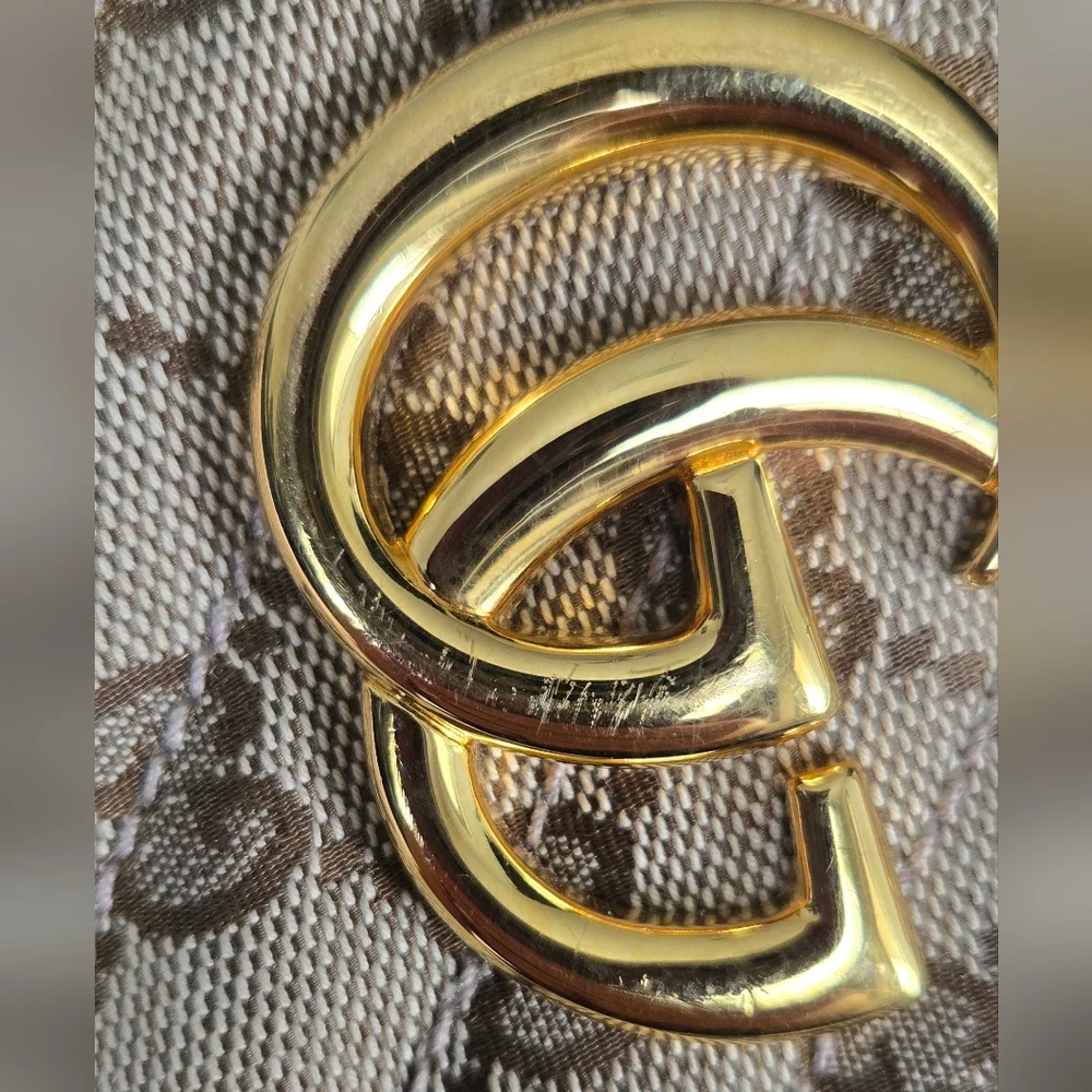 Gucci Crossbody Bag - Picture 5 of 10